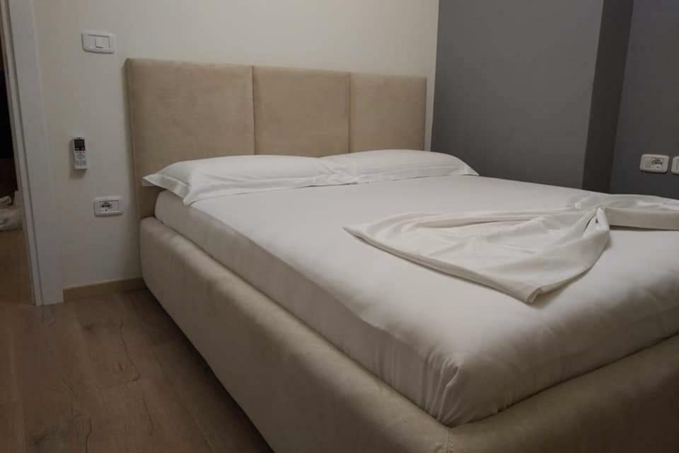 Deluxe Sea Apartment Vlorë Εξωτερικό φωτογραφία