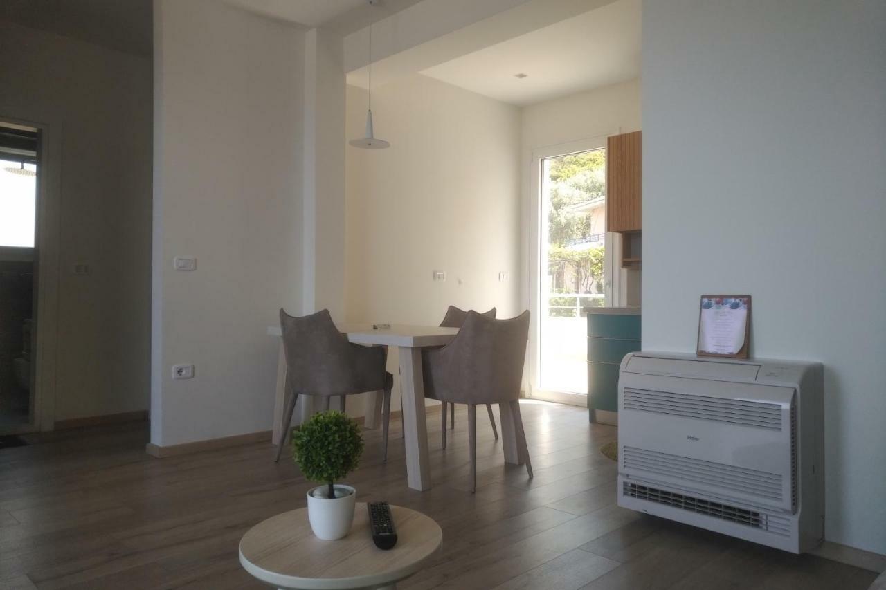 Deluxe Sea Apartment Vlorë Εξωτερικό φωτογραφία