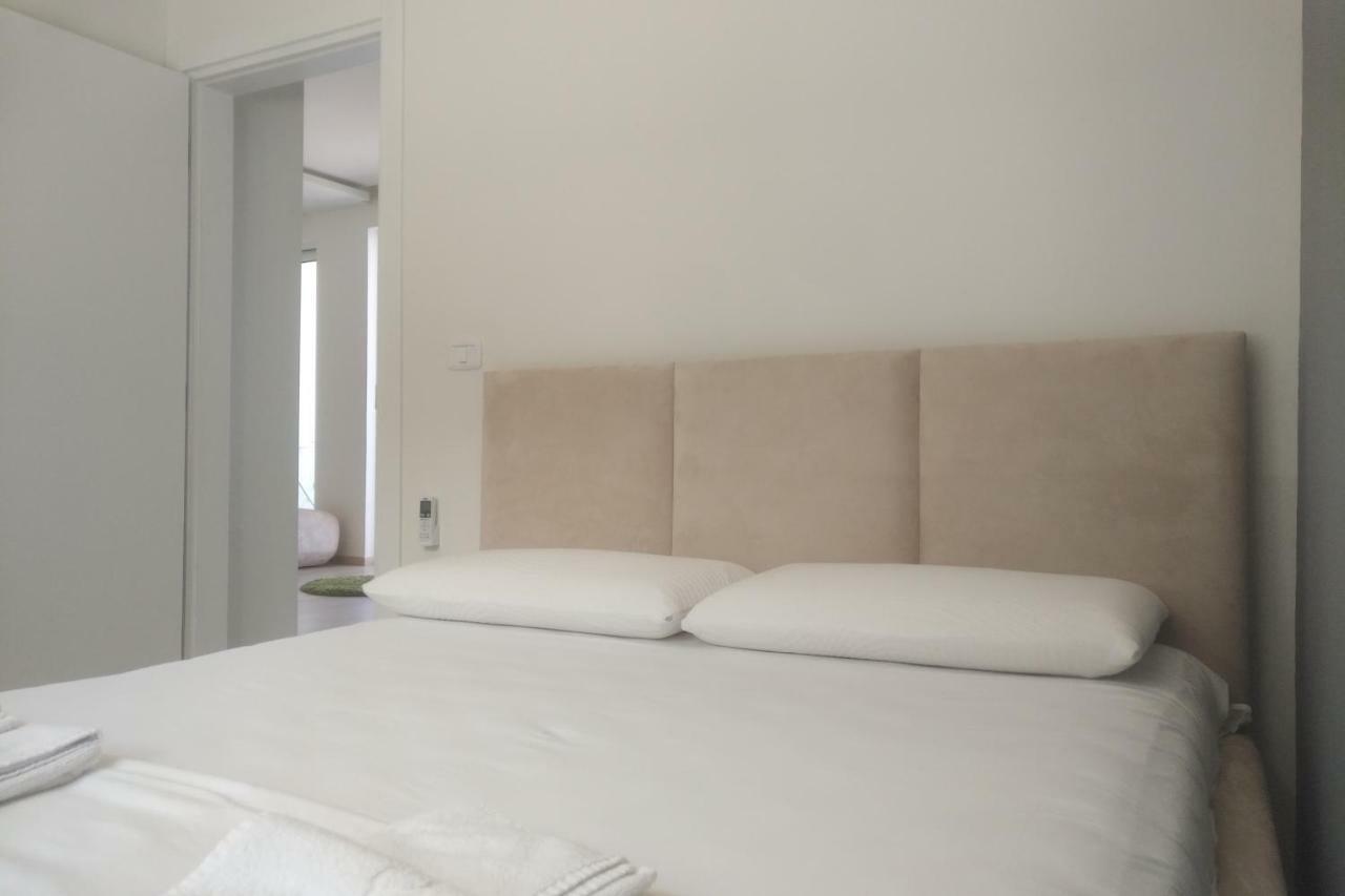 Deluxe Sea Apartment Vlorë Εξωτερικό φωτογραφία